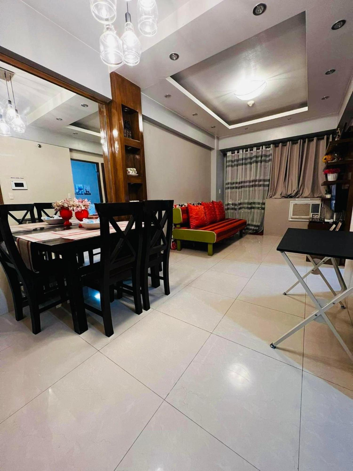 One Palm Tree Villas Condominium - Studio 10O With Balcony - Across Terminal 3 Airport Manila Eksteriør bilde