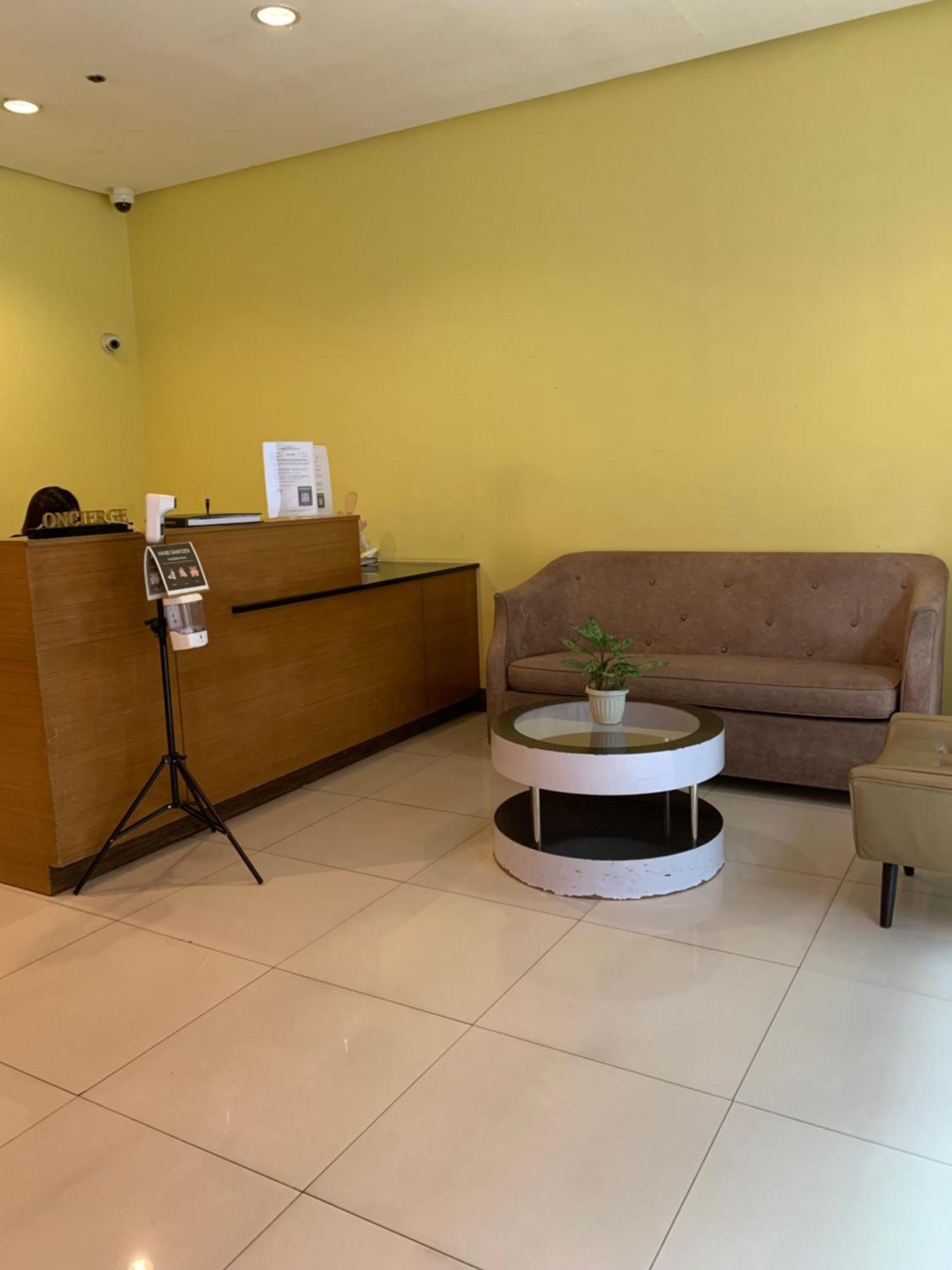 One Palm Tree Villas Condominium - Studio 10O With Balcony - Across Terminal 3 Airport Manila Eksteriør bilde
